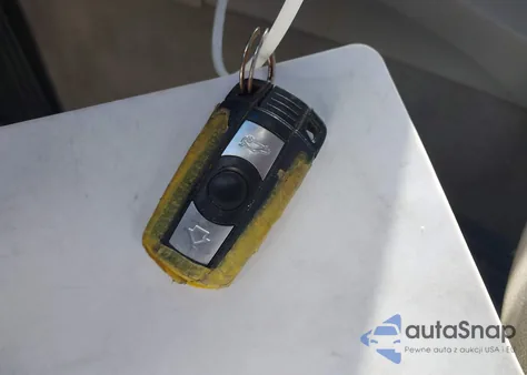 2007 BMW 328I from USA, damaged, VIN WBAVA33507KX70528